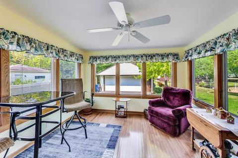 2122 E Craig Dr, Des Plaines, IL 60018 photo 13