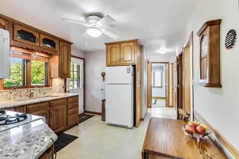 2122 E Craig Dr, Des Plaines, IL 60018 photo 12