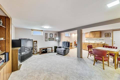 2122 E Craig Dr, Des Plaines, IL 60018 photo 31