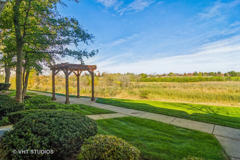 2356 Dawson Ln, Algonquin, IL 60102 photo 2