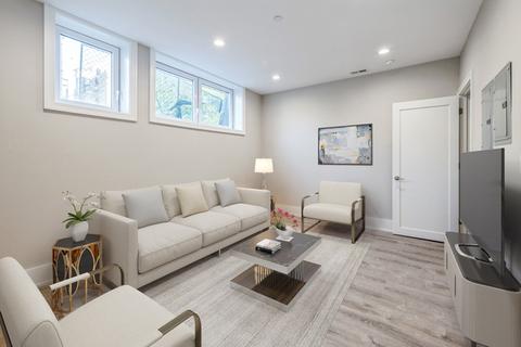 1017 E 62nd St, Chicago, IL 60637 photo 15