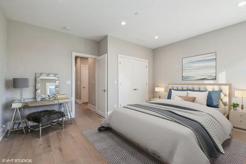 1017 E 62nd St, Chicago, IL 60637 photo 11