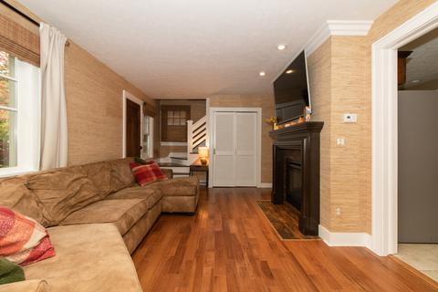 20 Broadway Pl, Normal, IL 61761 photo 6