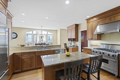 667 Bluff St, Glencoe, IL 60022 photo 11