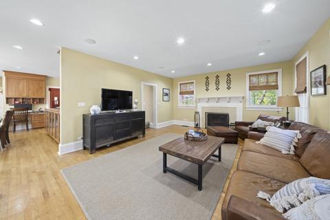 667 Bluff St, Glencoe, IL 60022 photo 16
