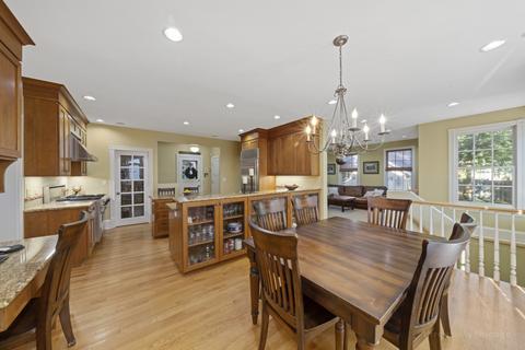 667 Bluff St, Glencoe, IL 60022 photo 12