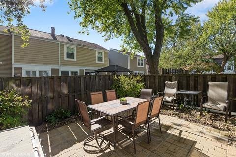 2091 Danbury Pl, Hoffman Estates, IL 60169 photo 16