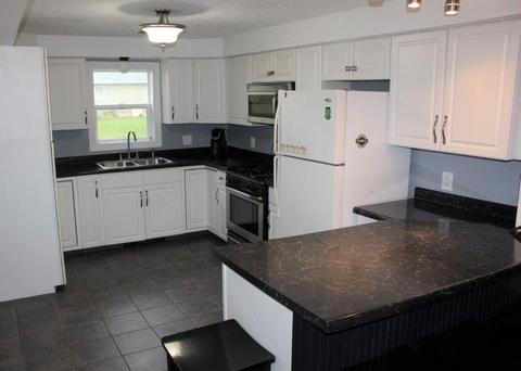 810 W Park St, Morrison, IL 61270 photo 8