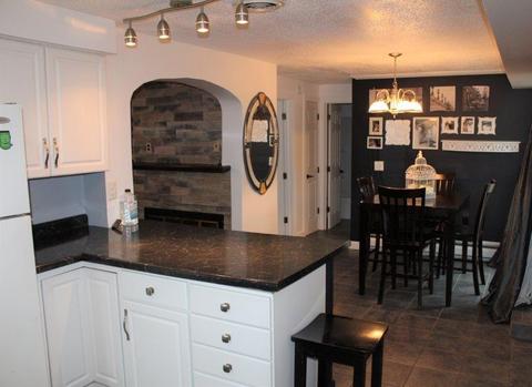 810 W Park St, Morrison, IL 61270 photo 9