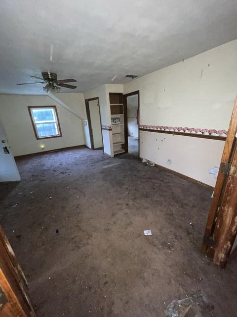 338 E High St, Sycamore, IL 60178 photo 3