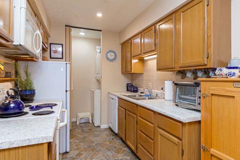 1716 Rockingham Dr #A7, Normal, IL 61761 photo 11