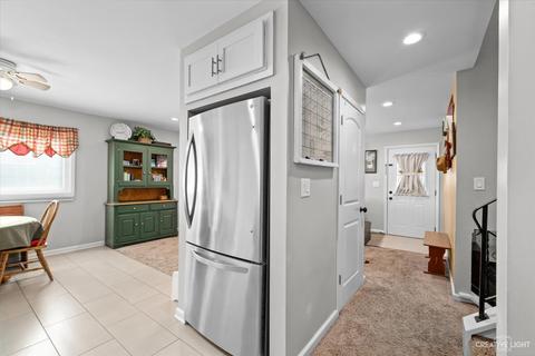 22 Greenfield Rd, Montgomery, IL 60538 photo 8