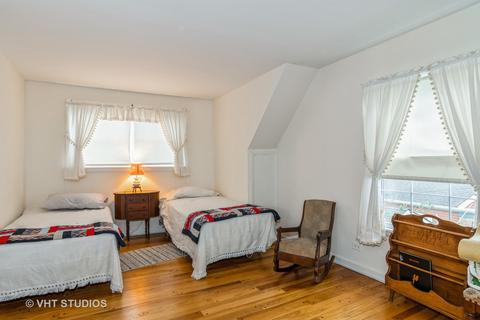 1932 E Indiana St, Wheaton, IL 60187 photo 9