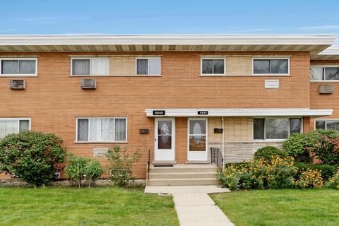 8649 Gregory Ln #3, Des Plaines, IL 60016 photo 1
