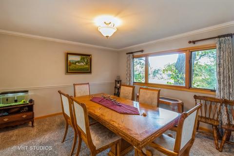 4325 Eisenhower Cir, Hoffman Estates, IL 60192 photo 6