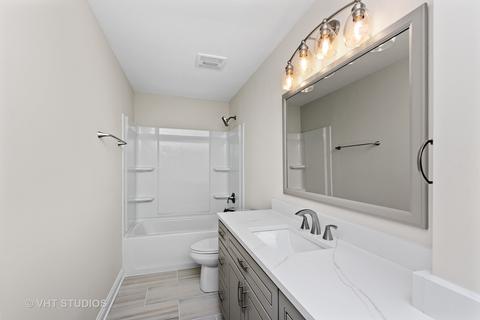 900 Surrey Ln, Algonquin, IL 60102 photo 15
