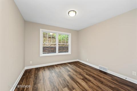 900 Surrey Ln, Algonquin, IL 60102 photo 14