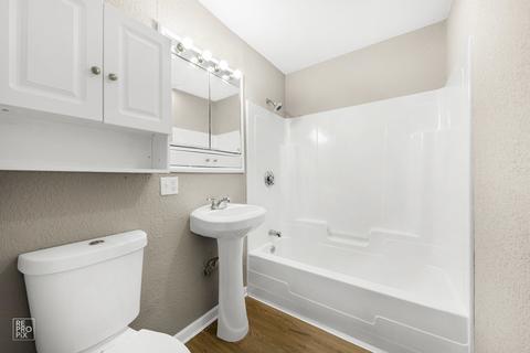 3721 Rose Manor Ter, Markham, IL 60428 photo 7