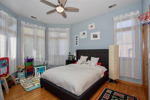 2274 Douglas Ave, Des Plaines, IL 60018 photo 10