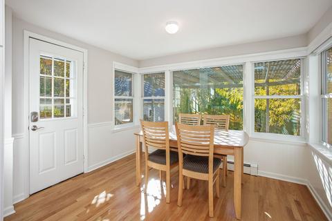 1026 E Jefferson Ave, Wheaton, IL 60187 photo 9
