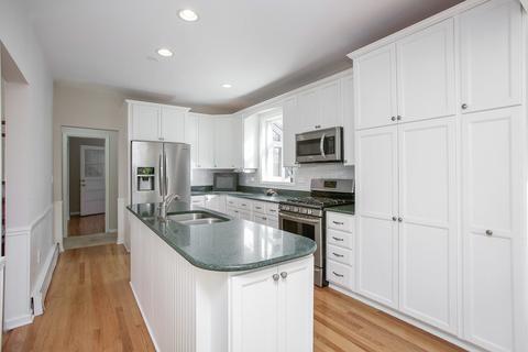 1026 E Jefferson Ave, Wheaton, IL 60187 photo 14