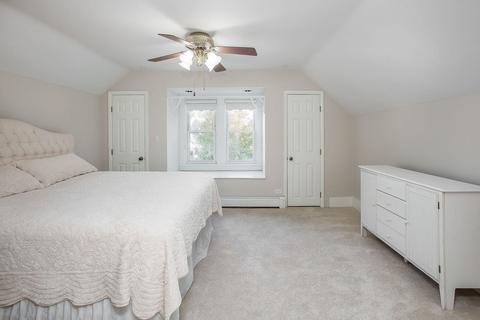 1026 E Jefferson Ave, Wheaton, IL 60187 photo 17