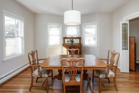 1026 E Jefferson Ave, Wheaton, IL 60187 photo 4