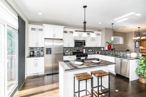 441 E 44th St, Chicago, IL 60653 photo 8