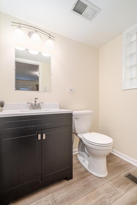 15253 Walnut Rd, Oak Forest, IL 60452 photo 22