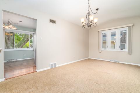 15253 Walnut Rd, Oak Forest, IL 60452 photo 6