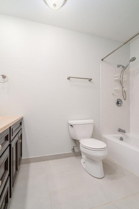 15253 Walnut Rd, Oak Forest, IL 60452 photo 18