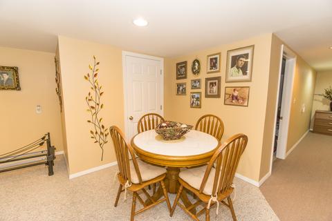 1045 Valley Stream Dr, Wheeling, IL 60090 photo 23