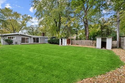 385 Meadowbrook Ln, Wheeling, IL 60090 photo 17