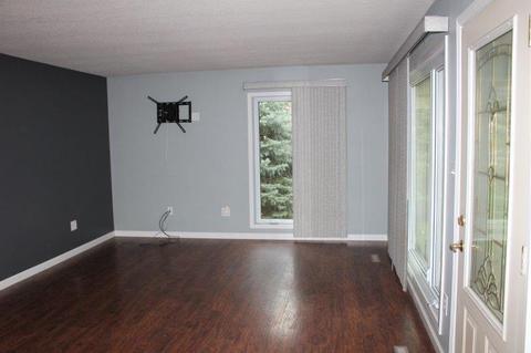 400 E High St, Morrison, IL 61270 photo 5