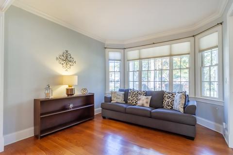 11 E Pine Ave, Roselle, IL 60172 photo 7