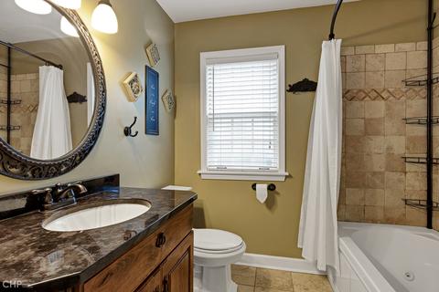 9237 S Pleasant Ave, Chicago, IL 60643 photo 21