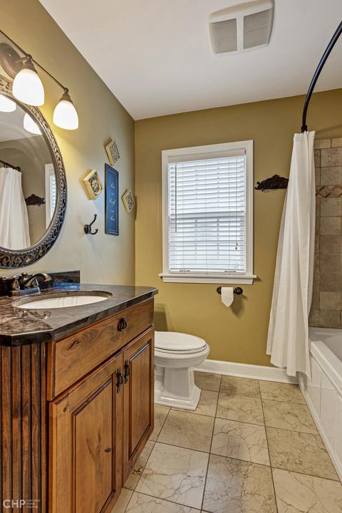 9237 S Pleasant Ave, Chicago, IL 60643 photo 22