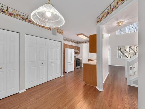 3085 Anton Dr, Aurora, IL 60504 photo 7