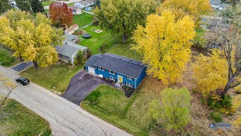 4506 Elmleaf Dr, Mchenry, IL 60051 photo 2