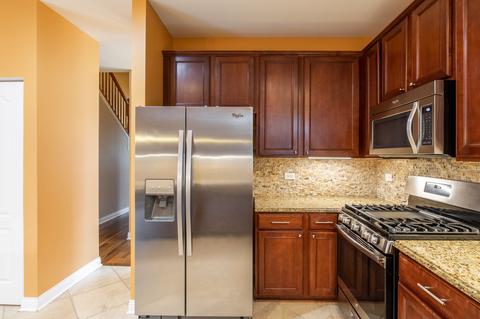 2101 W Silverleaf Ct, Addison, IL 60101 photo 15