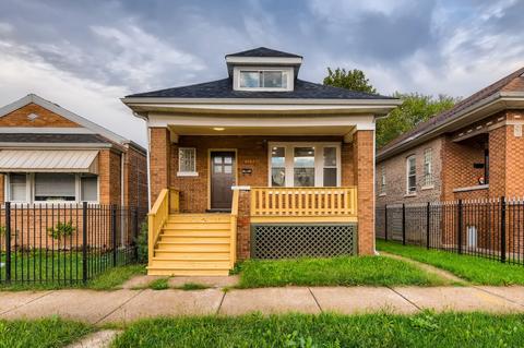 5747 S Artesian Ave, Chicago, IL 60629 photo 1