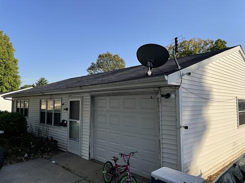 403 Clinton Ct, Morrison, IL 61270 photo 1