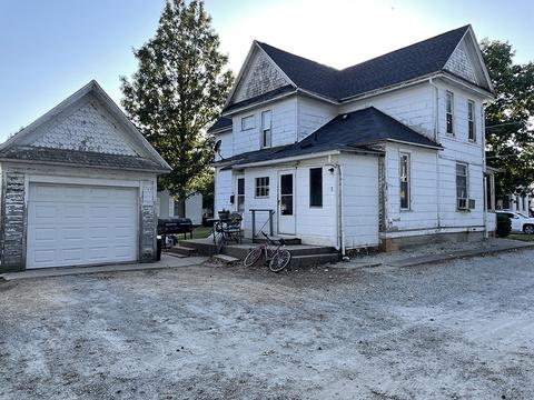 300 S Clinton St, Morrison, IL 61270 photo 4