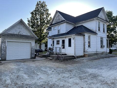 300 S Clinton St, Morrison, IL 61270 photo 3