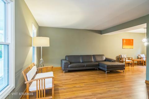 717 Bayberry Dr, Bartlett, IL 60103 photo 4