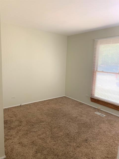 30 Timber Ter, Cary, IL 60013 photo 10