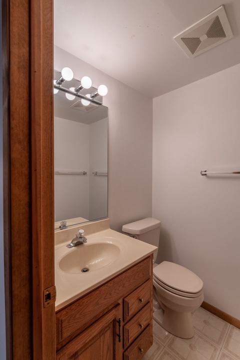 725 Alice Pl, Elgin, IL 60123 photo 16