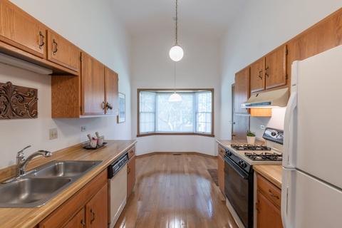 725 Alice Pl, Elgin, IL 60123 photo 5