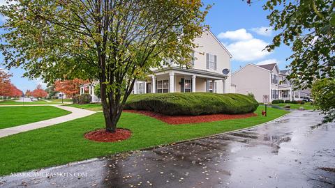 1052 Symphony Dr, Aurora, IL 60504 photo 3