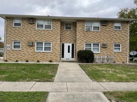 204 W Shelbourne Dr, Normal, IL 61761 photo 1